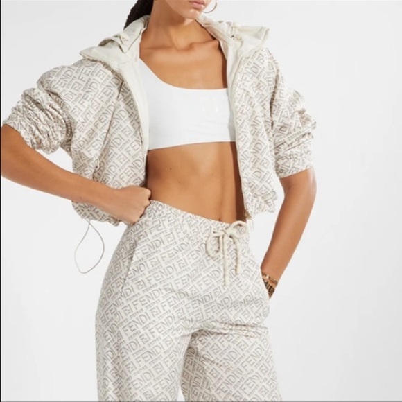 Fendi X Skims windbreaker in white size Small NEW! New with tags! - Picture 3 of 15